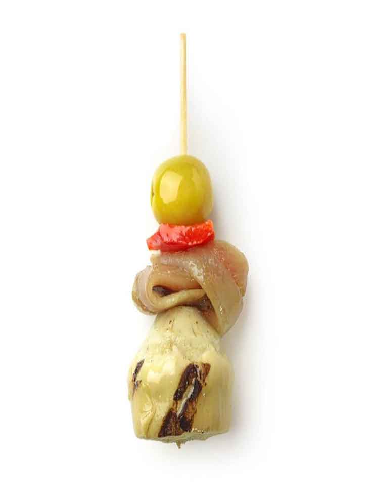 Alcachofa-braseada-con-aceituana-rellena-y-pimiento Alcachofa braseada con aceituna relllena